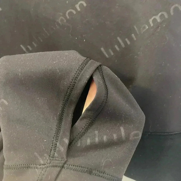 LULULEMON  Wunder Under Crop LS Embossed Special Edition​ - Picture 3 of 5